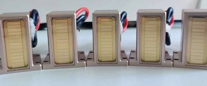 Catalog of 808nm diode stacks 200, 250, 300, 300, 350, 400, 500, 600, 600, 800, 1000, 1200, 1600, 2400 watts 