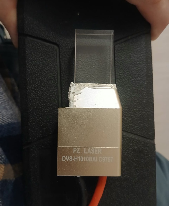 Diode stack PZ laser DVS-ZF1010BAI, DVS-HF1010BAI , DVS-H1010BAI bar 1000W 808nm. Diode stack with prism DVS-522222BAS, DVS-Z3255BAS-1200,DVS-ZF1016BAI-1600W, DVS-ZF1010BAI, DVS-HF1010BAI10, DVS-H1010BA sale 