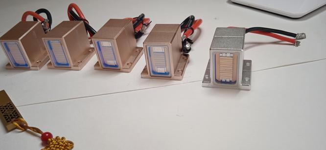 Spare laser diodes Spare laser diodes