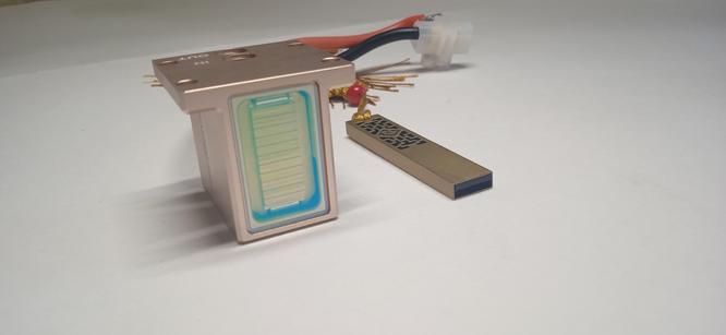 Smooth laser element Smooth laser element