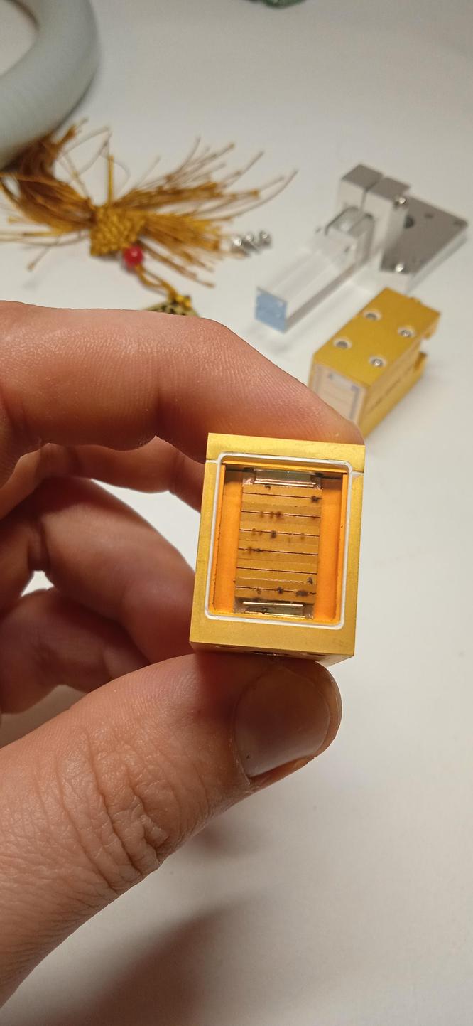 The spare emitter block The spare emitter block