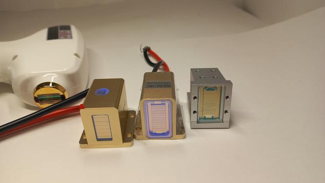 Diode 808nm in the replacement module Diode 808nm in the replacement module