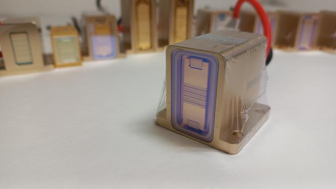 Diagnosis of the laser handle using specialized equipment. Diagnosis of the laser handle using specialized equipment.