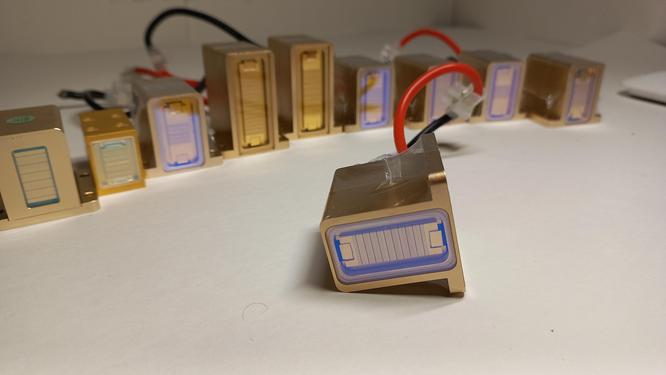 Control of the operability of the laser handle in various modes. Control of the operability of the laser handle in various modes.