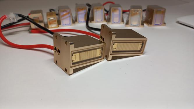 Design of a diode laser with a self -test function. Design of a diode laser with a self -test function.