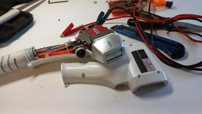 Change part of the cosmetic laser Change part of the cosmetic laser