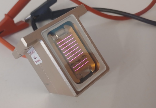 Checking a non-functional 500W 10-bar laser module from HPL