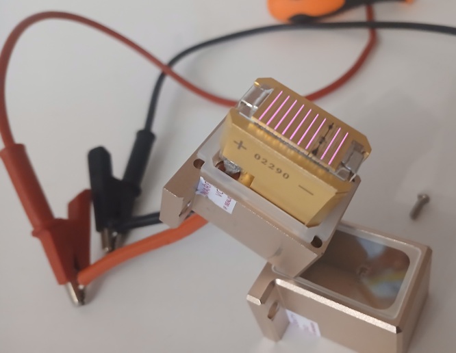 Examining a faulty 500W 10-bar stack from HPL