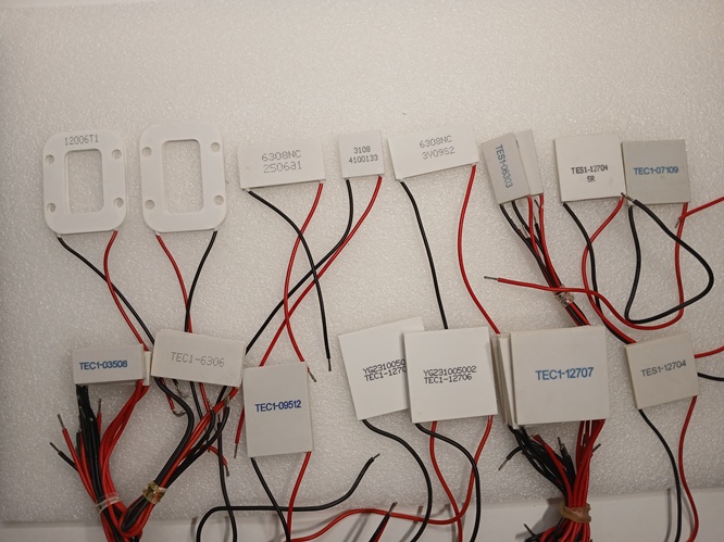 Tip cooling elements (Peltier) in diode laser handles