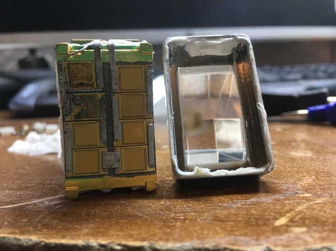 Handpiece prism and front glass: diode laser repair and replacement