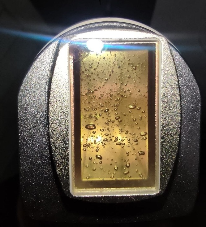 Diode laser front glass and prism: when to replace