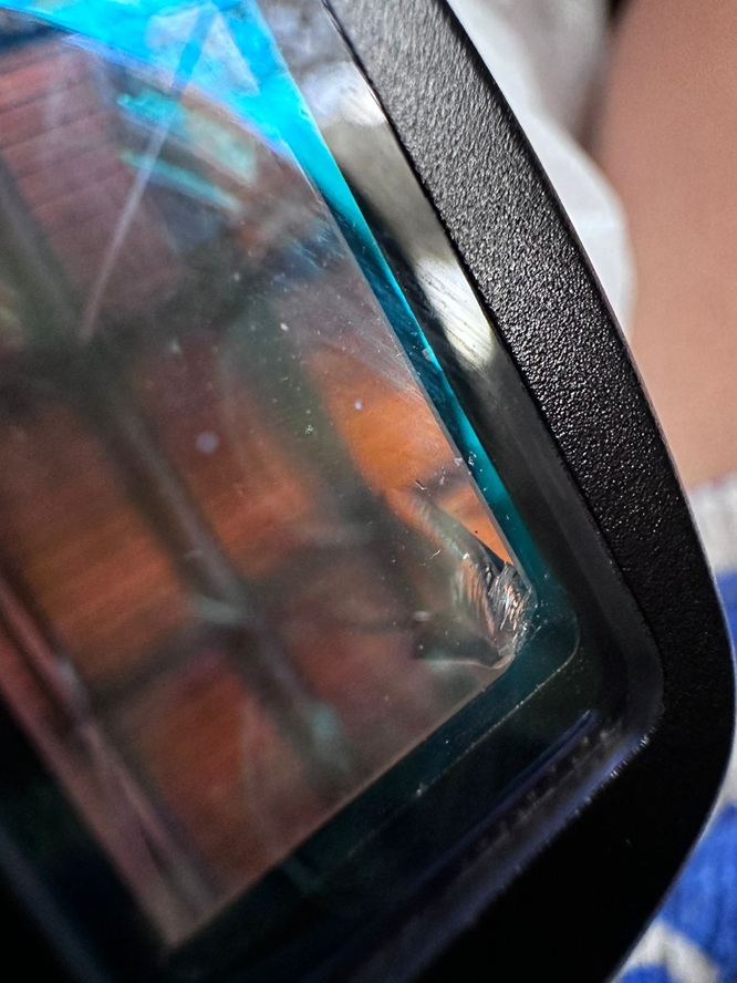 Front glass and prism damage in diode lasers: what to check